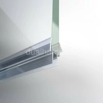 Vízzáró profil, 8 mm-es üveghez, 220 cm-es, alsó vízvető, dupla szakállal, átlátszó